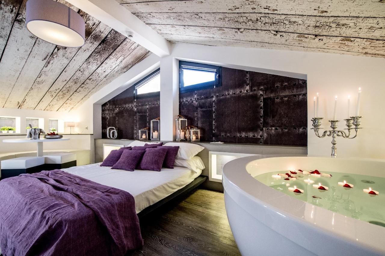 Emphasis Suites & Rooms Cagliari Buitenkant foto