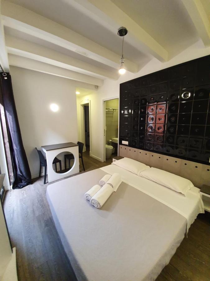 Emphasis Suites & Rooms Cagliari Buitenkant foto